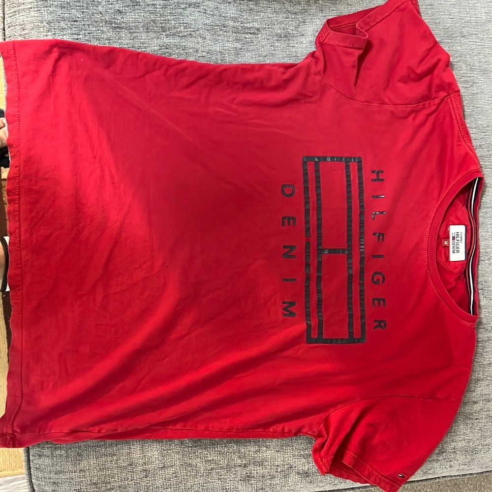 TOMMY T SHIRT